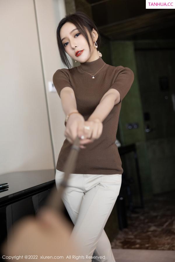 王馨瑶  [XiuRen]高清写真图 2022.12.09 No.5978 王馨瑶yanni 时尚美腿第30张图片